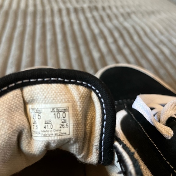 Van’s Old Skool Shoe - Picture 5 of 6